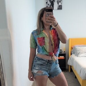 Trinity Collective Button Down Top Rainbow Casual Small